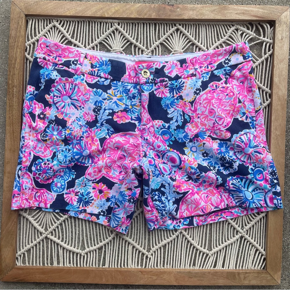 Lilly Pulitzer Printed Shorts Size 14 - Picture 2 of 4